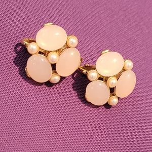 Trifari clip on pink opal like and pearl earrings vintage